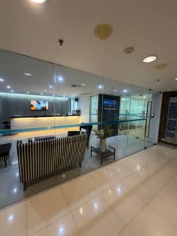 Biz concierge office, floor 6